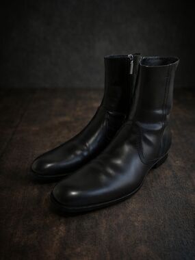 Salvatore Ferragamo Black Leather Zip-Up Boots